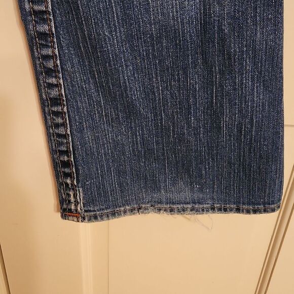 True Religion Women's "Bobby" Flare Leg Jeans Distressed Style Size 30 - Picture 8 of 14